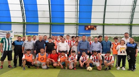 Bilecik Emniyetinden Sevgi evlerine şefkat eli