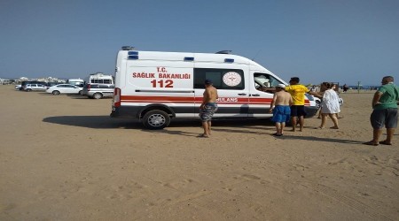 Boğulmak üzere olan kadını itfaiye kurtardı