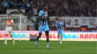 Bordo Mavililer bir yol arıyor
