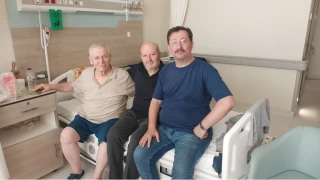 BTP K�tahya �l Te�kilat��ndan Gazeteci Nuri �evirgen�e anlaml� ziyaret