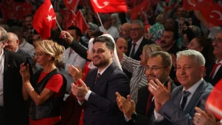 BTP lideri Hüseyin Baş'tan 30 Ağustos çağrısı: "Evlerinize bayrak asın"