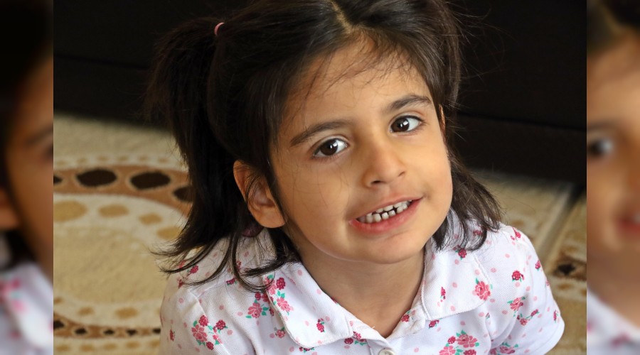 Bu anne kuzusu göz göre göre ölsün mü