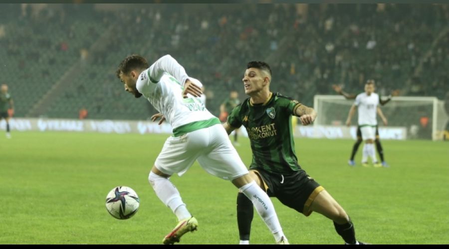 Bursaspor deplasmanda kayp