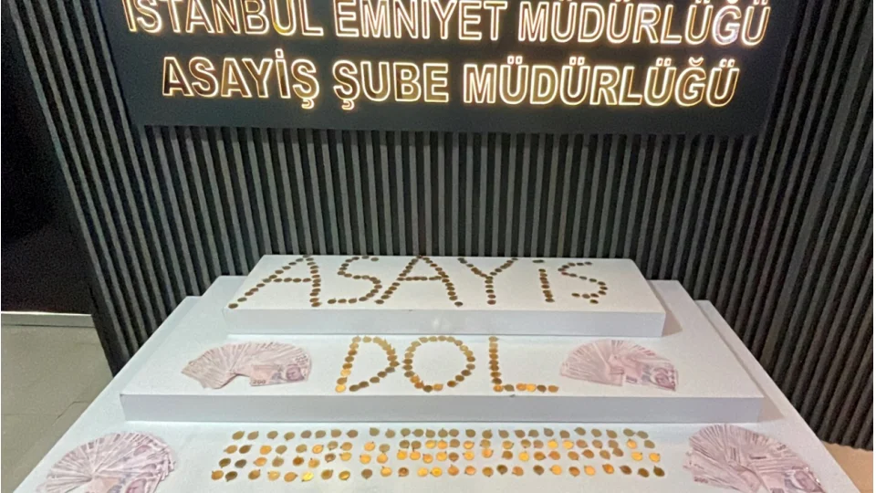 Çalıştığı döviz büfesini soydu