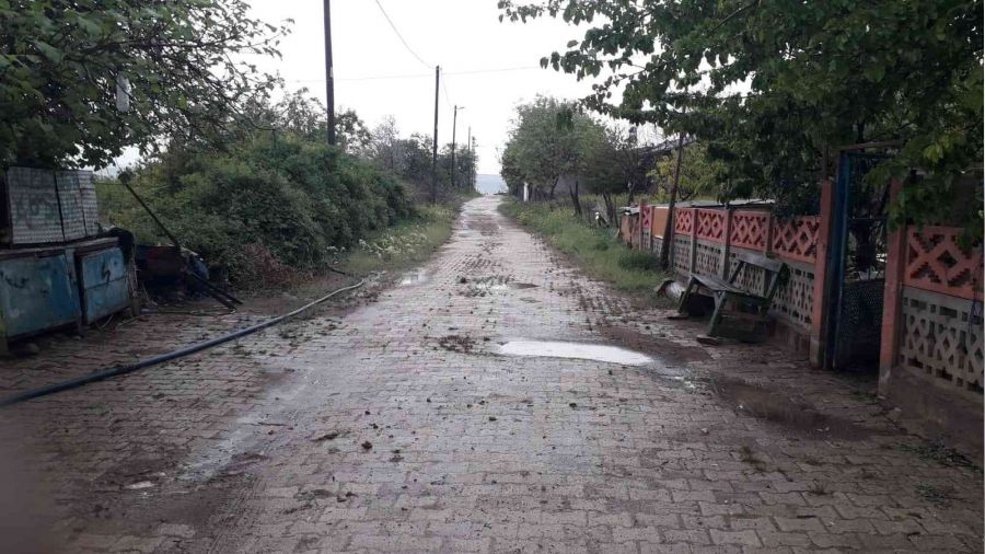 �emi�gezek'te ya�mur ve dolu etkili oldu