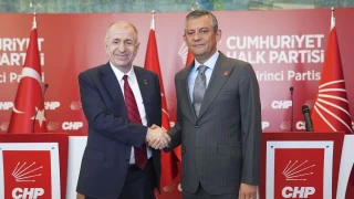 CHP lideri zel, Derviolu'na cevap verdi