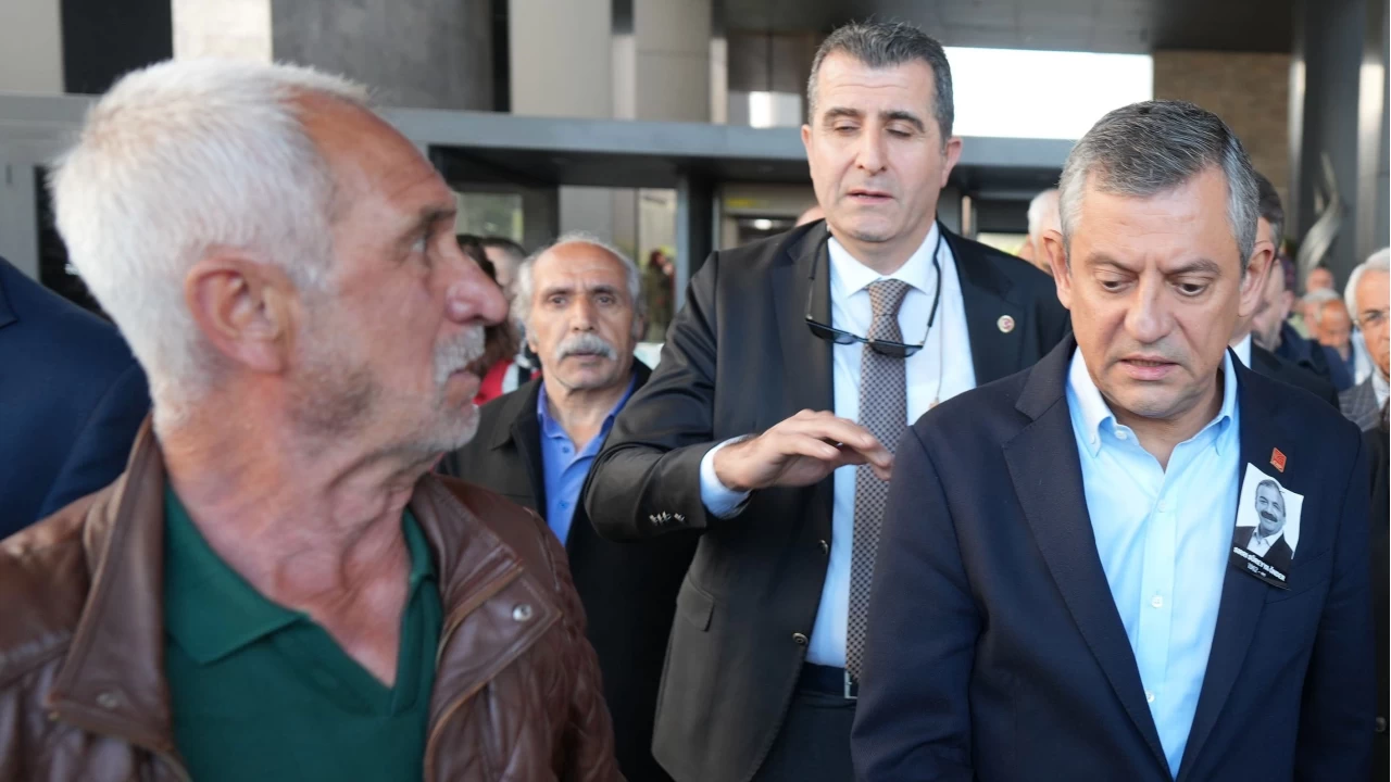 CHP lideri �zel'i darbeden san���n yarg�lanmas�na devam edildi