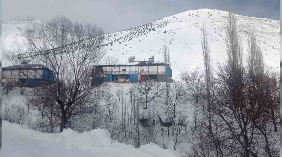 Çığ bölgesinden 13 kişi daha tahliye edildi