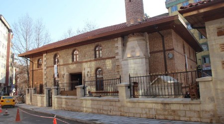 Çınarlı Cami ibadete açıldı