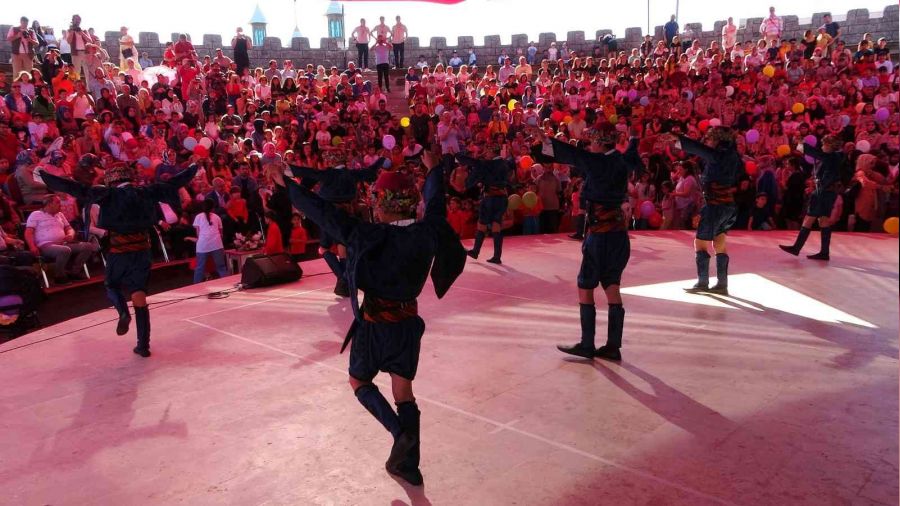 �ocuk Oyunlar� ve Oyuncaklar� Festivali