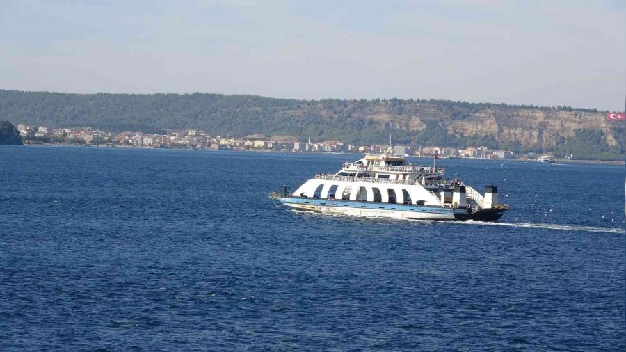 Cumartesi g�n� t�m G�k�eada feribot seferleri iptal