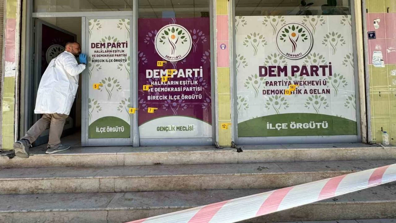 DEM Parti'ye silahl� sald�r�