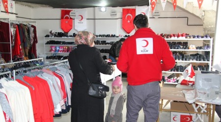 Depremzedeler için ‘Sosyal Market’