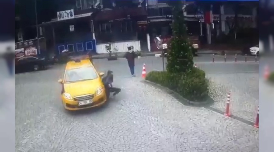 Dikkatsiz taksici k�z�n baca��n� ezdi   