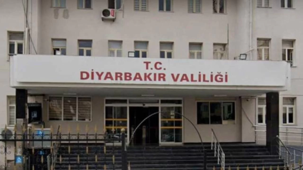 Diyarbakır Valiliği'nden trafik denetiminde yaşanan arbedeyle ilgili açıklama