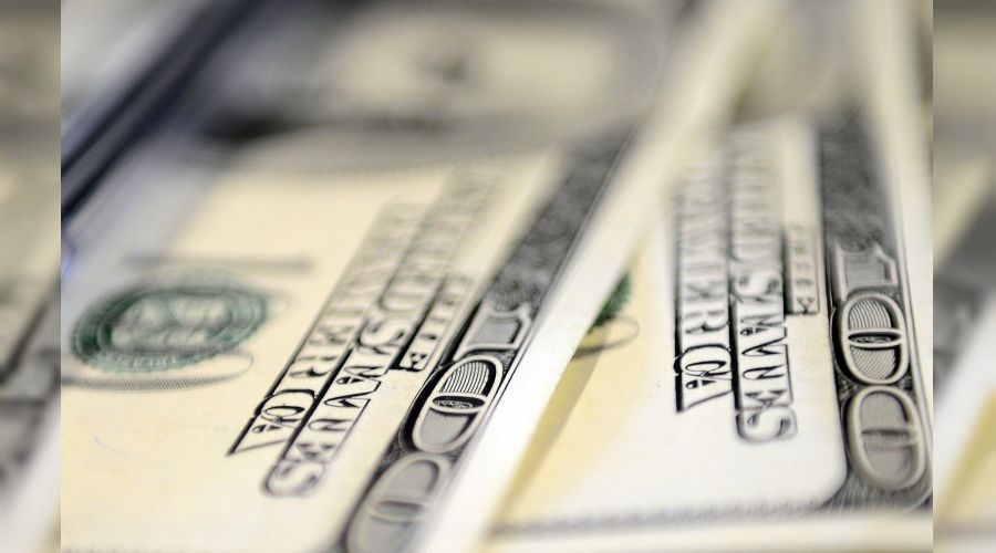Dolar Merkez Bankas�'n�n faiz karar�n� bekliyor