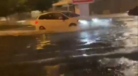 Edirne'de yollar nehir oldu aktı