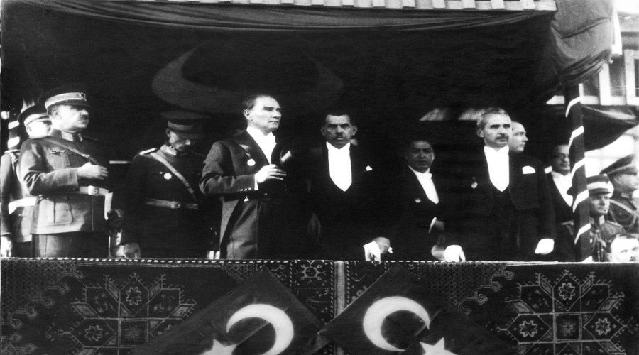 "Efendiler yarın Cumhuriyeti ilan edeceğiz"