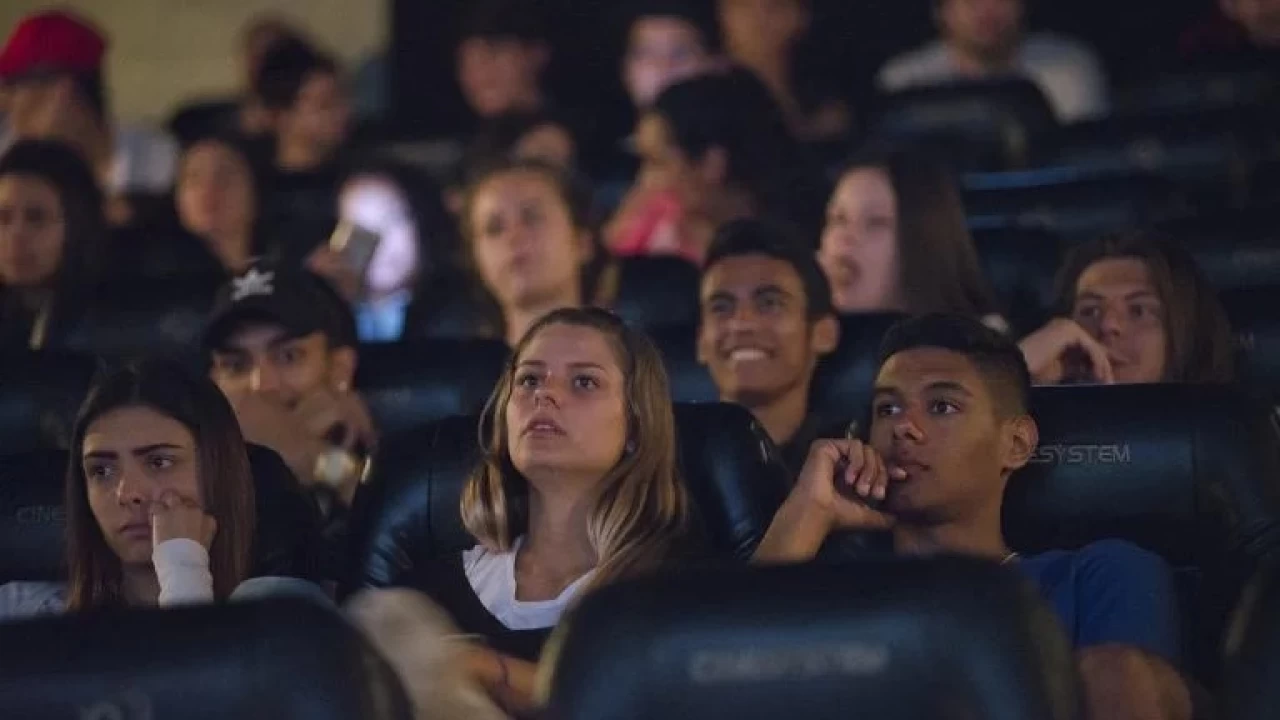 E�itici filmlerin birey ve toplum �zerindeki g�c�