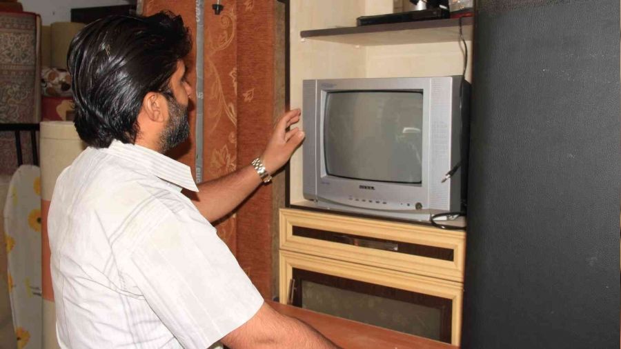 Elazığ'da ikinci el ve spotçular öğrencileri bekliyor