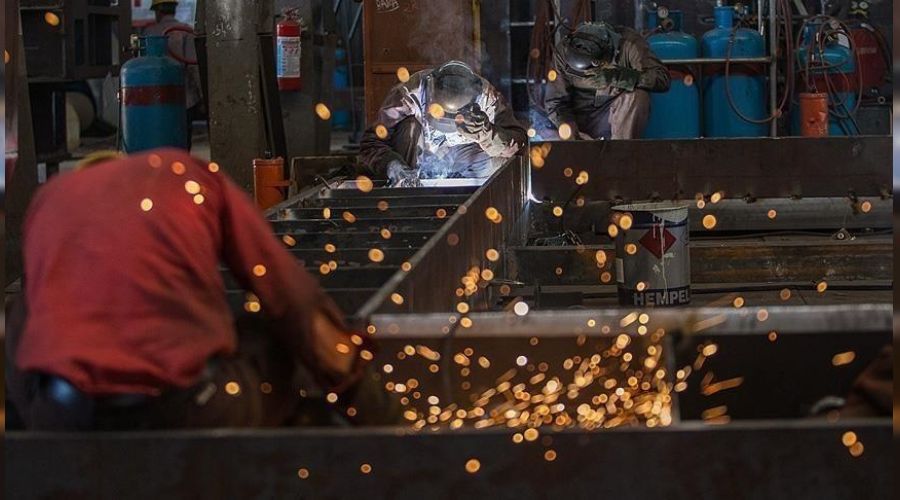 Elektrikte sanayi tarifesine şok zam