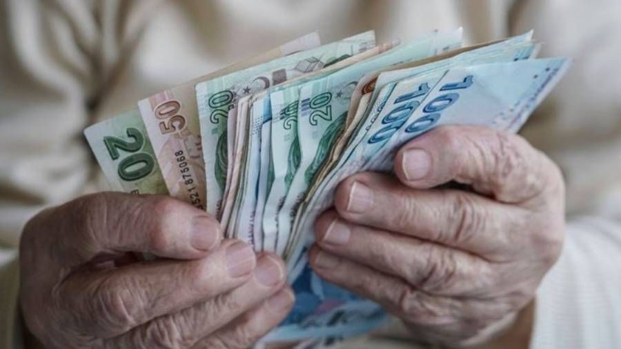 Emeklilerin maaş günleri değişti
