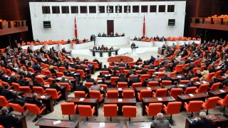 Emekliye ek zam TBMM'de kabul edildi