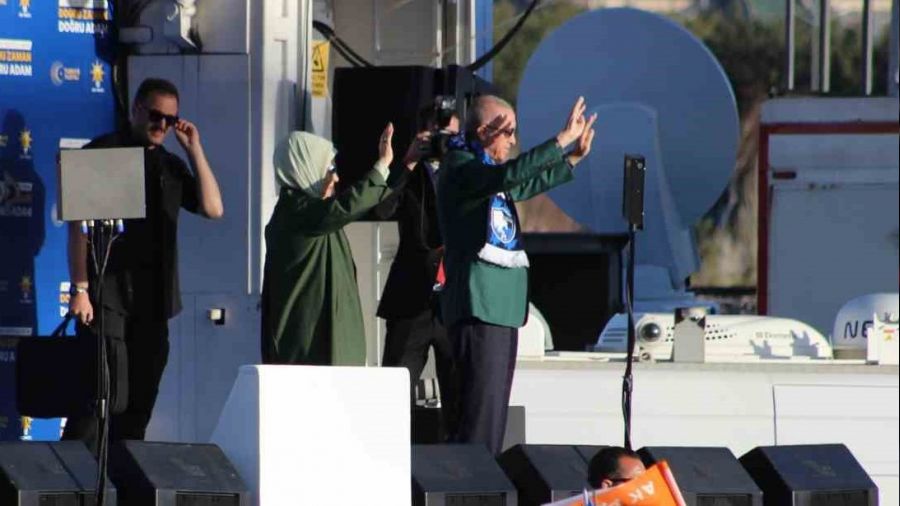 Erdo�an: Koalisyonun pis i�lerini �Y� Parti'ye vermi�ler