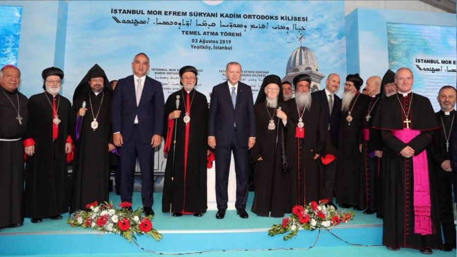 Erdoan'n temelini att kilise alyor