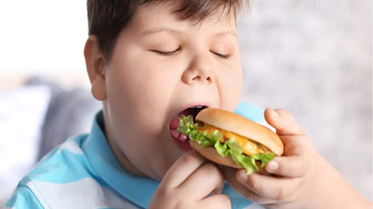 Ergenlerde büyüyen tehdit: Obezite