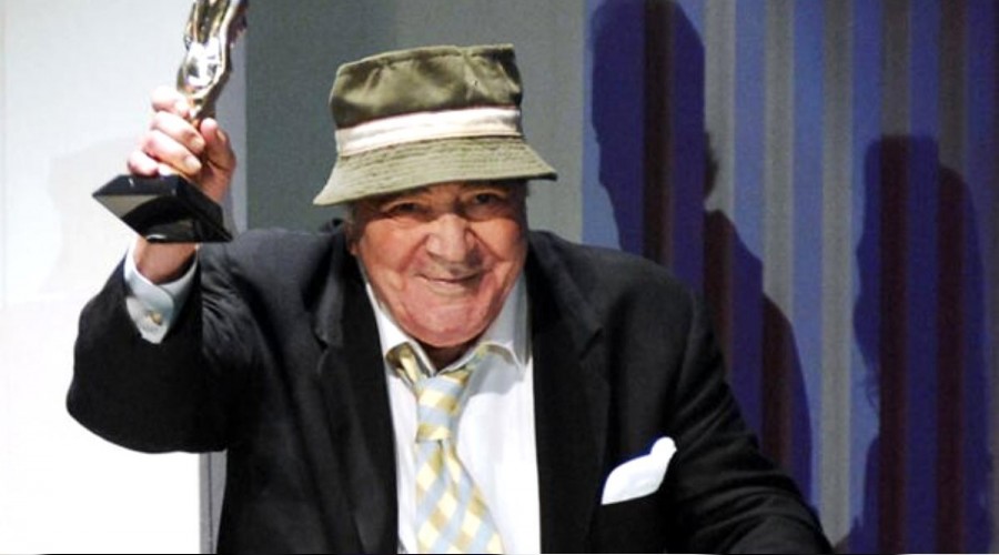 Erol G�nayd�n y�d ediliyor