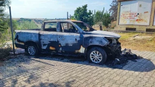 Eşinin villasını ve aracını ateşe verdi, yangında hayatını kaybetti