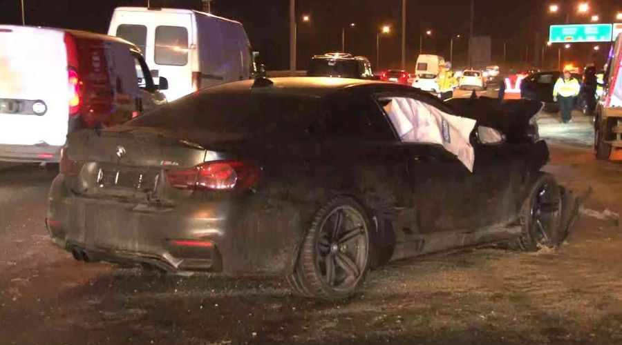 Eyüpsultan TEM Otoyolu'nda zincirleme trafik kazası: 3 yaralı
