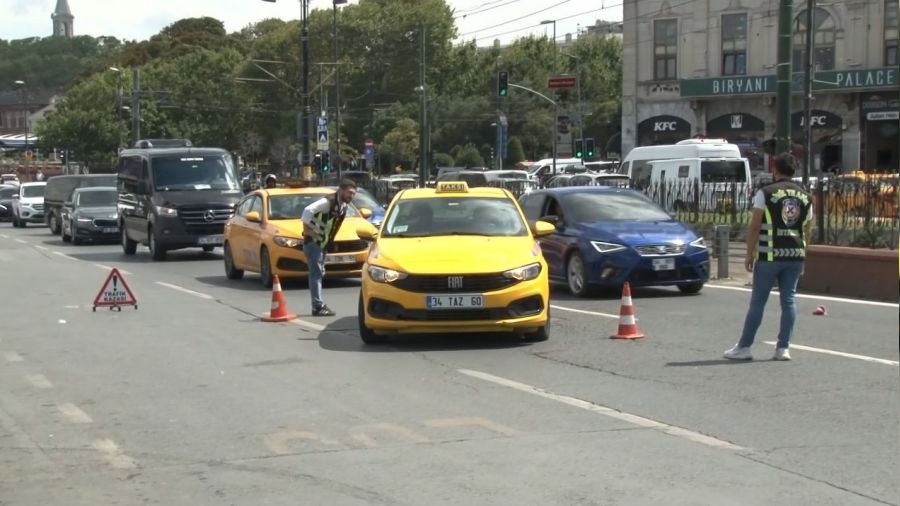 Fahiş ücret isteyen taksicilerin taşıma belgesi askıya alındı