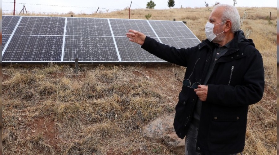 Faturalardan bıktı, bahçesinde elektrik santrali kurdu