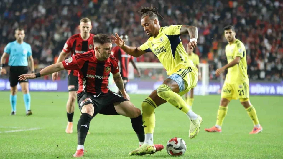 Fenerbahçe ile Gaziantep FK yarın karşı karşıya gelecek