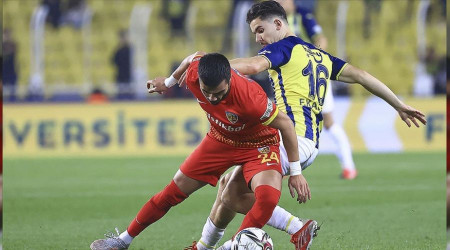 Fenerbahçe kupaya sarıldı