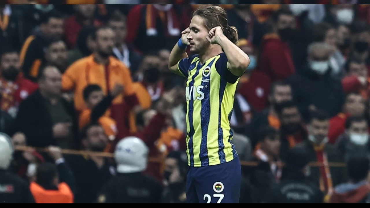 Fenerbahede srpriz ayrlk