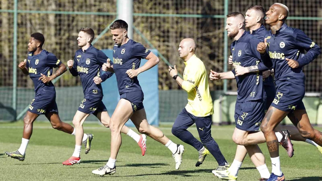 Fenerbah�e'nin, Kayserispor mesaisi ba�lad�