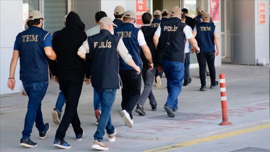FETÖ'cüler şifreli "5" lira ile para toplamış