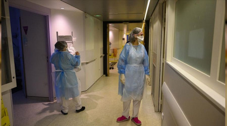 Fransa'da hastaneler hemiresiz kald