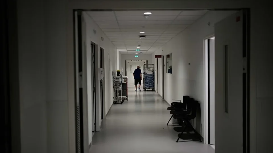 Fransa'da ilk Ebola vakas� iyile�ti, taburcu oldu