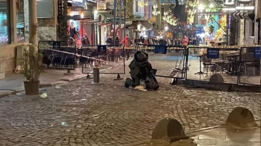 Galata Kulesi nnde pheli paket panii