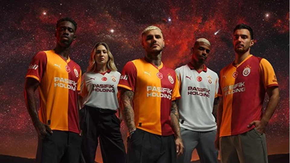 Galatasaray'a forma sat���ndan ��lg�n gelir