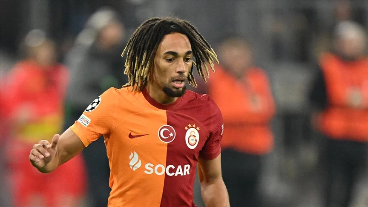 Galatasaray'a Sacha Boey oku 