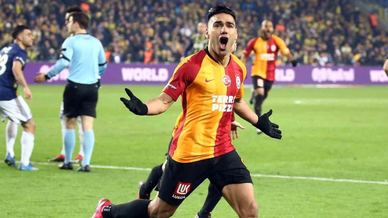 Galatasaray'ın da formasını giymişti, futbolu bıraktı