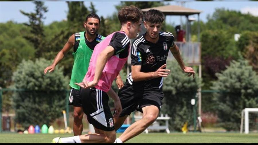 Ghezzal takımla çalışmalara başladı