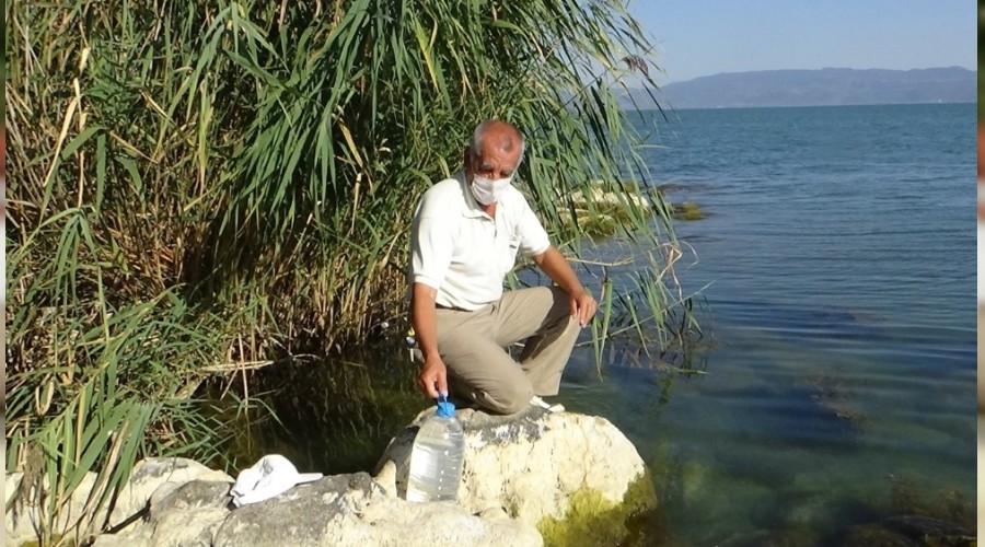Göl çekildi kaynak pınarlar ortaya çıktı