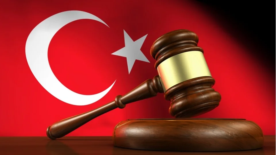 Günümüz Türkiye’sinde hukuk uygulamaları
