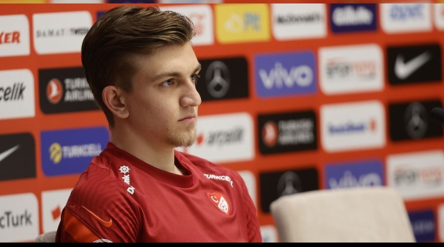 "Gurubumuz zor ama �stesinden geliriz"